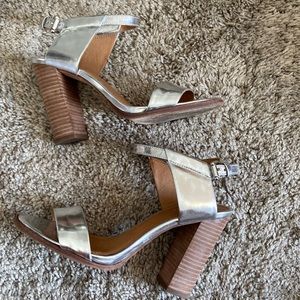 Authentic Coach silver leather high block heel sandal